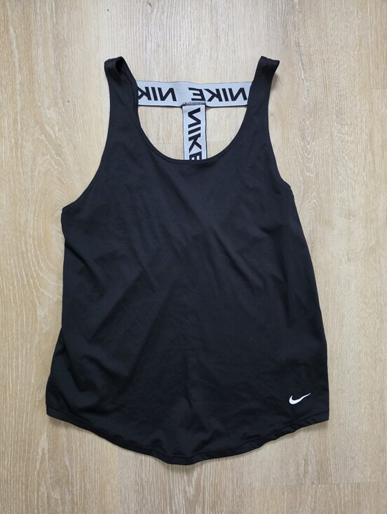 Nike Tops - Nike Tank Top Women's Size Medium